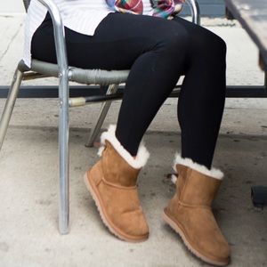 UGG Bailey Bow boots